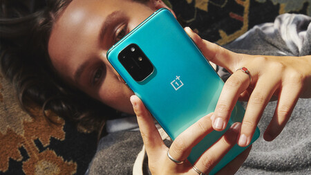 OnePlus 8T: el hermano mayor del OnePlus 8 llega con pantalla de 120Hz y carga ultra-rápida