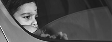 Cinco consejos de la DGT para viajar en coche con niños y una vital advertencia de seguridad 