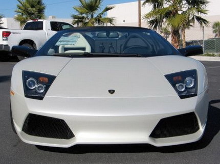 Lamborghini con interior bicolor