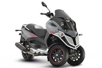 Salón de Milán 2013: Gilera Fuoco 500ie LT, ahora con carné de coche