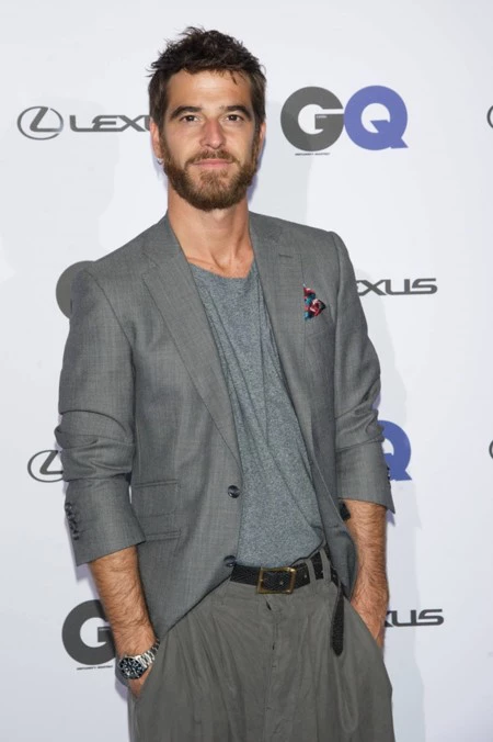 El look semi formal que le queremos copiar a Alfonso Bassave