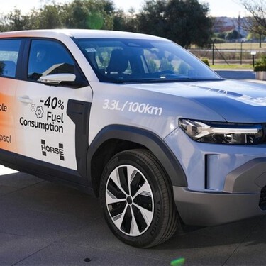 Motor a combustão que consome apenas 3,3 litros a cada 100 km está em testes na Europa