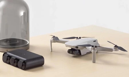 En Amazon tienes el dron más ligero al precio más barato: DJI Mavic Mini Fly More Combo por 439 euros con baterías extra y envío gratis