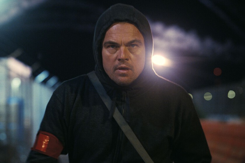 "Es lo opuesto a Tom Cruise en Misión Imposible": Leonardo DiCaprio tiene la descripción perfecta de su personaje en 'Una batalla tras otra'