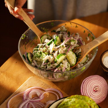 La ensalada de calabacín más ligera y saludable: deliciosa y lista en diez minutos