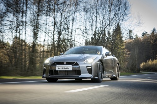 Nissan GT-R: Precios, versiones y equipamiento en México