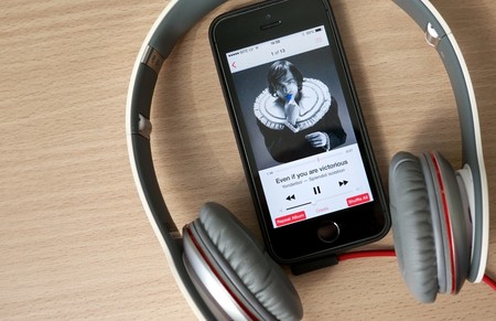 Apple podría estar trabajando en unos auriculares de gama alta inspirados en la tecnología que ya emplea el Apple HomePod