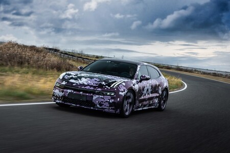 El Lynk & Co ZERO es un sedán eléctrico chino para 2021 con 700 km de autonomía y una eterna batería de 2 millones de km
