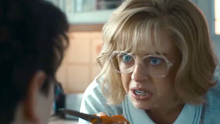 Petunia Dursley Points Scissors At Harry