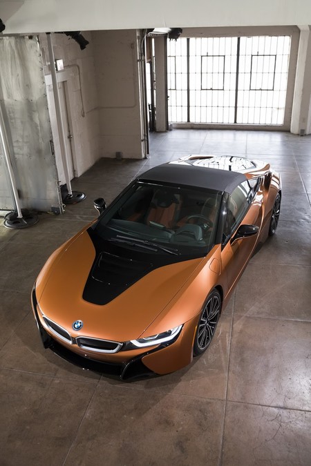 BMW i8 Roadster