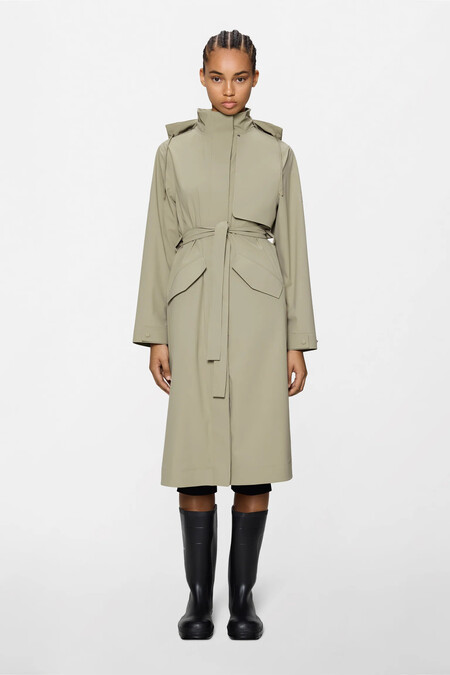 Rains Suva Hardshell W Coat W3 Beige Rainwear Women 1 Fe084e93 Ef2e 4f7c B595 0d33b86c6bfa