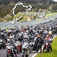 Nürburgring baneó las motos del circuito más famoso del mundo. Ahora casi 50.000 moteros han vuelto a invadirlo en un solo día 