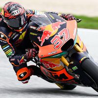 Augusto Fernández está en la pole para subir a MotoGP con GasGas, pero un movimiento político lo podría evitar 