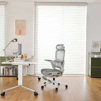 Una nueva silla que te permite ajustar cada una de sus partes y tiene respaldo basculante: así es la Sihoo B300 Pro 