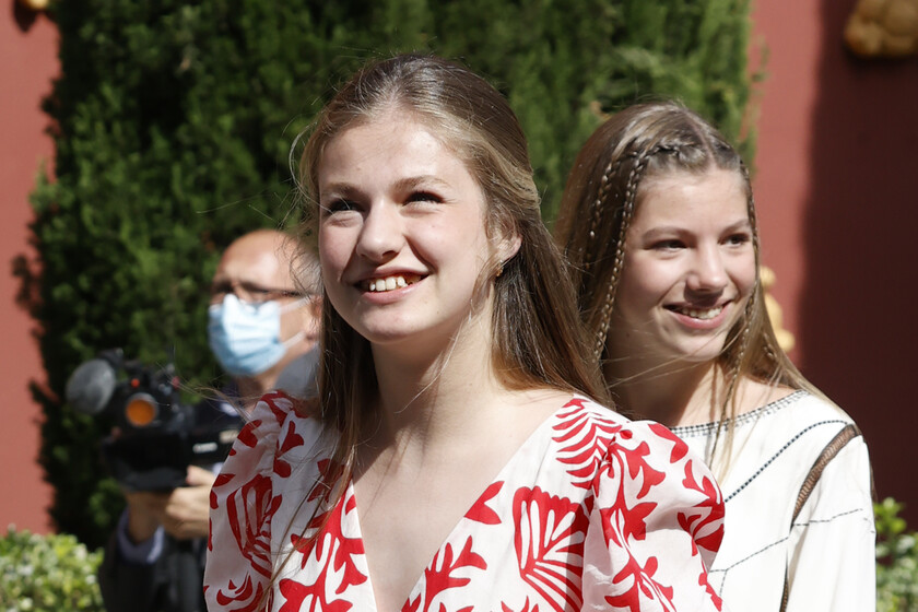 Princess Leonor and Infanta Sofía wear boho dresses ideal for summer and combine them with espadrilles Princess Leonor and Infanta Sofía wear boho dresses ideal for summer and combine them with espadrilles