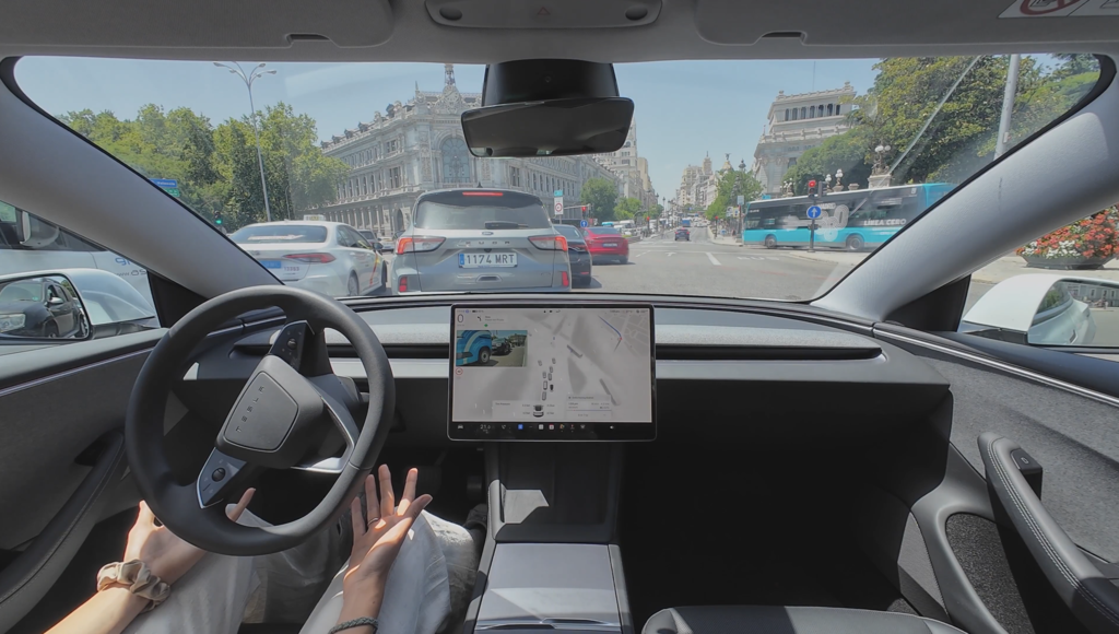 Expertos en seguridad coinciden: “la conducción autónoma de Tesla suspendería el examen de conducir”