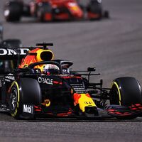 El rumor loco que cambiaría la Fórmula 1: Lewis Hamilton se retirará y en Mercedes correrá Max Verstappen