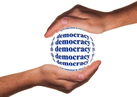 En Nuestra Sociedad Son Mas Determinantes Los Votos O El Poder De Compra 1