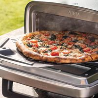 Ninja tiene rebajado este horno para pizza que también es freidora de aire: ideal para tus comidas en la terraza esta primavera