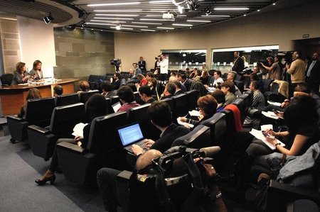 El Gobierno plantea una reforma de la administración autonómica que nace muerta