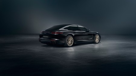 Porsche Panamera 10 Years Edition 2019 004