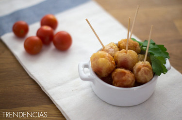 Tomates cherry en tempura. Receta de aperitivo 