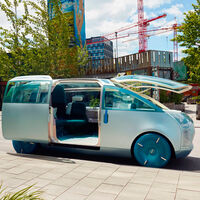 El MINI Vision Urbanaut imagina una pequeña furgoneta eléctrica y autónoma con una sala de estar por interior