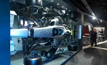 Descubriendo Brackley, la sede de Mercedes AMG F1: Simulador