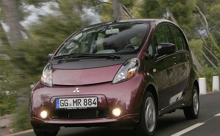 Mitsubishi-iMiEV-del