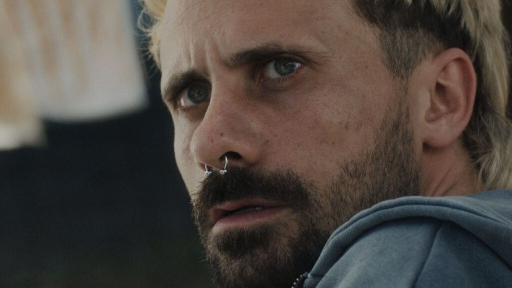 Creía que 'Esta soledad' me iba a impresionar como 'Yo, adicto', pero Javier Giner se ha liado contando dos historias repletas de drama del todo a 100