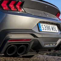 Si la pregunta es por qué se roban tantos catalizadores de los coches, la respuesta es clara: cuestan un dineral por lo que llevan dentro 