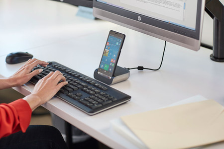 HP Elite X3, disponible en España por 882 euros con la base de escritorio para Continuum