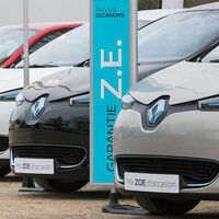 Comprar un coche eléctrico usado parece que empieza a ser más barato, pero tiene una cara B: no nos fiamos