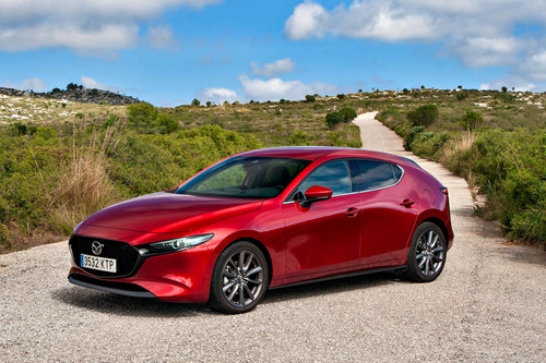 Probamos el Mazda 3 Skyactiv-G: 122 CV para un compacto bien diseñado y con bajo consumo que roza lo premium