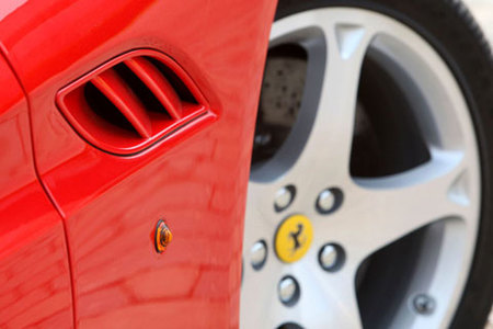 Ferrari California: más fotos y vídeo promocional