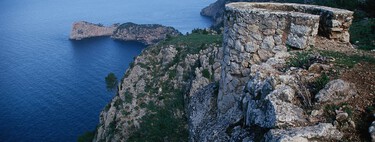 Baleares se está secando, y la culpa se la echan al turismo. Ahora solo les queda hacer más desaladoras