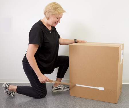 La caja del Mac Pro es tan grande y pesada que tiene consejos oficiales de transporte y apertura