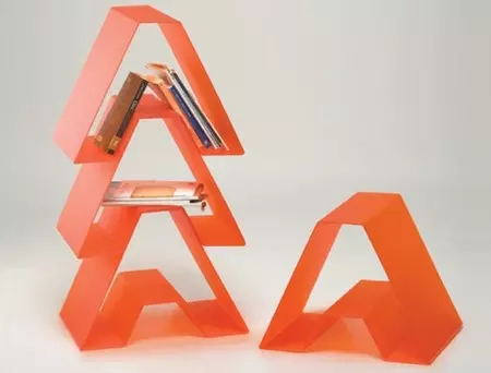 Estantería modular triangular