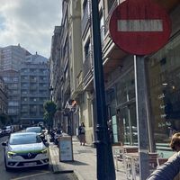 La Ley de Movilidad Sostenible ha sido aprobada, y te va a afectar directamente: desde la etiqueta del coche que compres hasta la ayuda que recibas