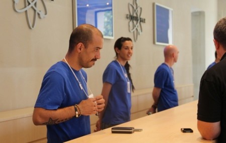 Apple prepara a sus empleados para empezar a renovar iPhones el mes que viene