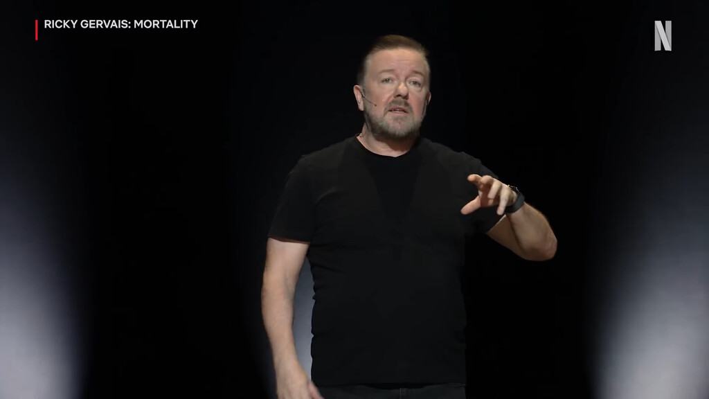Ricky Gervais cuenta el único chiste que se ha autocensurado como presentador de los Globos de Oro (y sí, es una salvajada): "¿Crees que la gente pensará que eso es racista?"