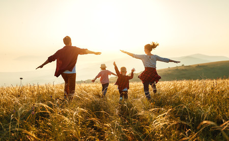 Nueve claves para ayudar a nuestros hijos a ser resilientes en estos tiempos de cambio