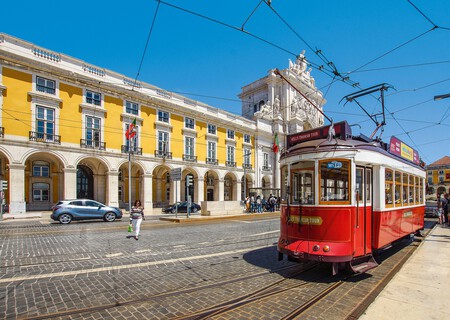 Tram 4379656 1920