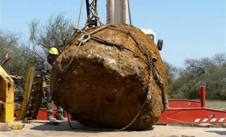 Se encuentra en Argentina el segundo meteorito más grande del mundo: 30 toneladas