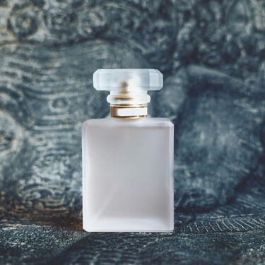 Estas tres colonias con olor a limpio tienen los aromas más puros y frescos del mercado y duran en la piel (o en tu casa) día y noche 