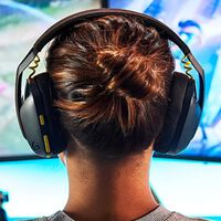 Día sin IVA en MediaMarkt: Estrena auriculares gaming inalámbricos, ligeros y económicos por menos dinero con estos súper ventas Logitech