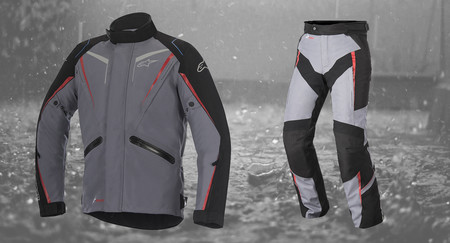 ¿Que llueve? No hay problema, con el nuevo conjunto Alpinestars Yokohama Drystar no tienes que preocuparte de nada