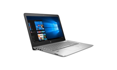 Ligero y de gama media, el HP Envy 13-ab009ns en PcComponentes nos sale por 739 euros