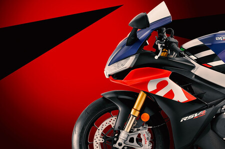 Aprilia Rsv4 2021 1