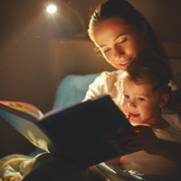 Nueve cuentos cortos clásicos con mensaje para leer a los niños a la hora de dormir